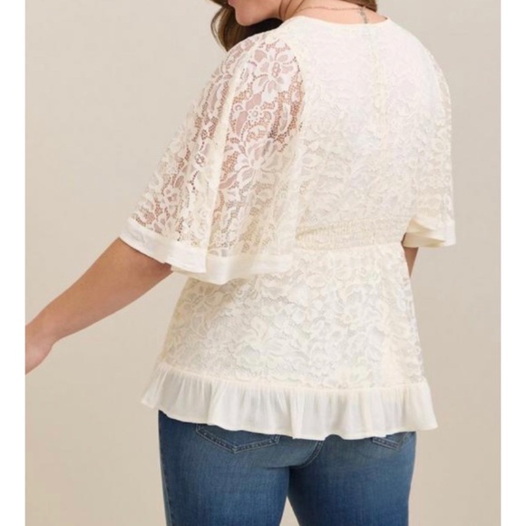🆕 Stretch Lace Surplice Dolman Sleeve Top Blouse 2 2X 18 20 NWT Torrid New! - Picture 3 of 6